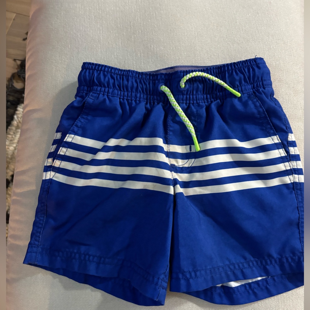 Colorful Swim Shorts Set - Picture 6 of 9